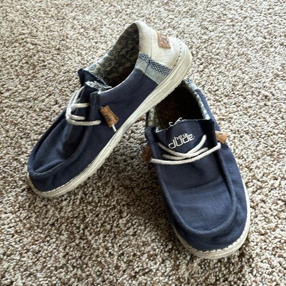 Hey Dude Mens Comfort Slip-on Loafer Shoes 9, Navy and Natural - Picture 1 of 12